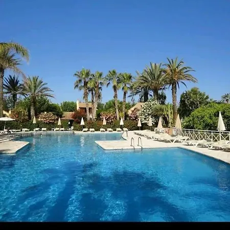 Avec Vue Sur Mer Et Piscine Tropicale 松霍里吉尔
