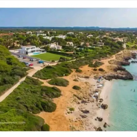 Avec Vue Sur Mer Et Piscine Tropicale