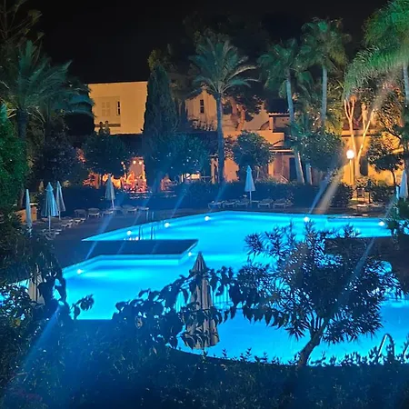 公寓 Avec Vue Sur Mer Et Piscine Tropicale *